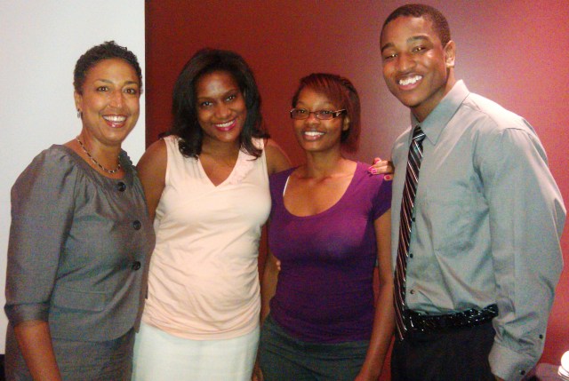 TECH CORPS/NSBE Jr. Chapter Seniors and TC National Director (left) @ Celebration Banquet TECH CORPS/NSBE Jr. Chapter Seniors and TC National Director (left) @ Celebration Banquet
